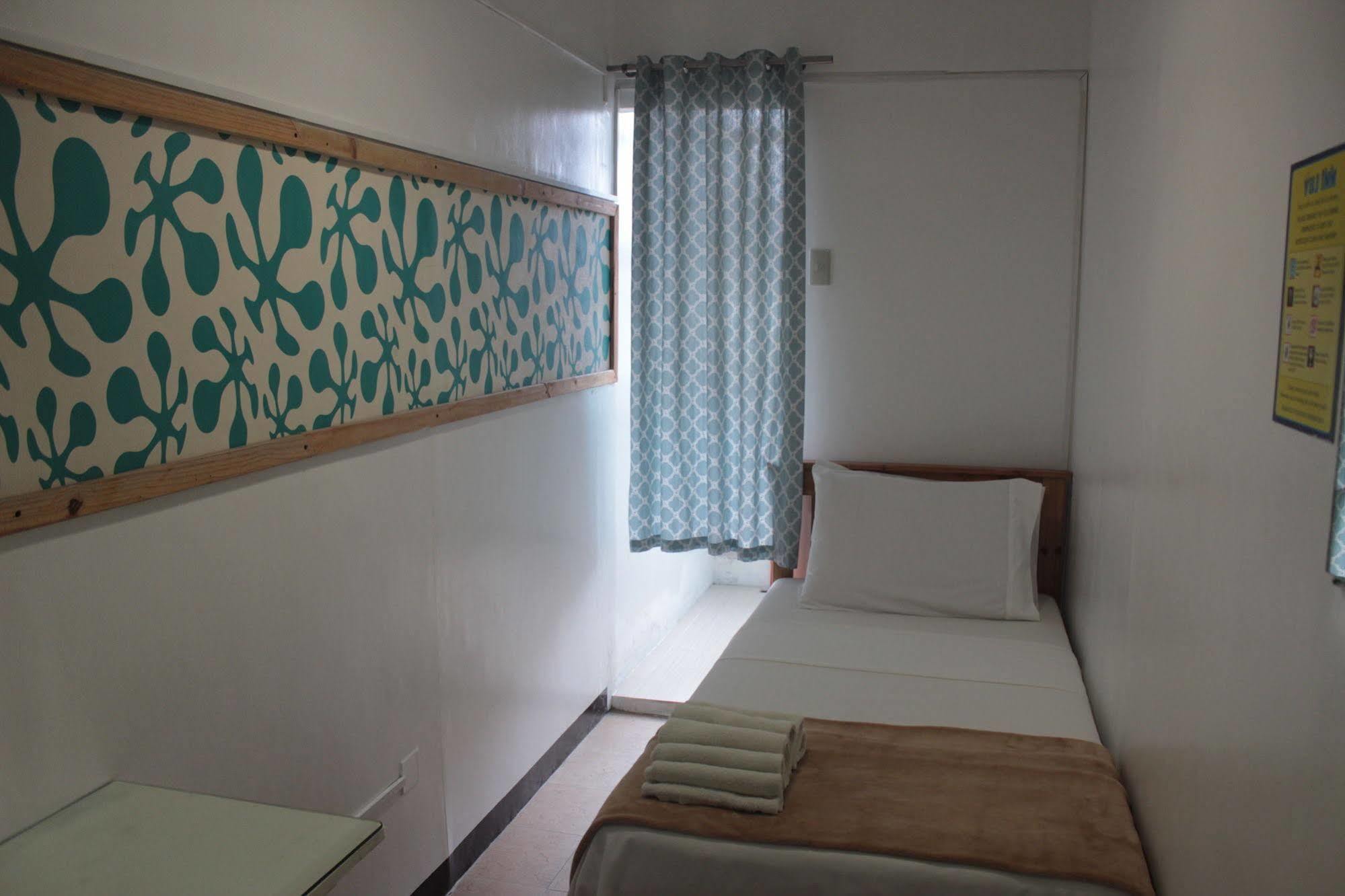 Yuj Inn - Quezon City Exteriör bild