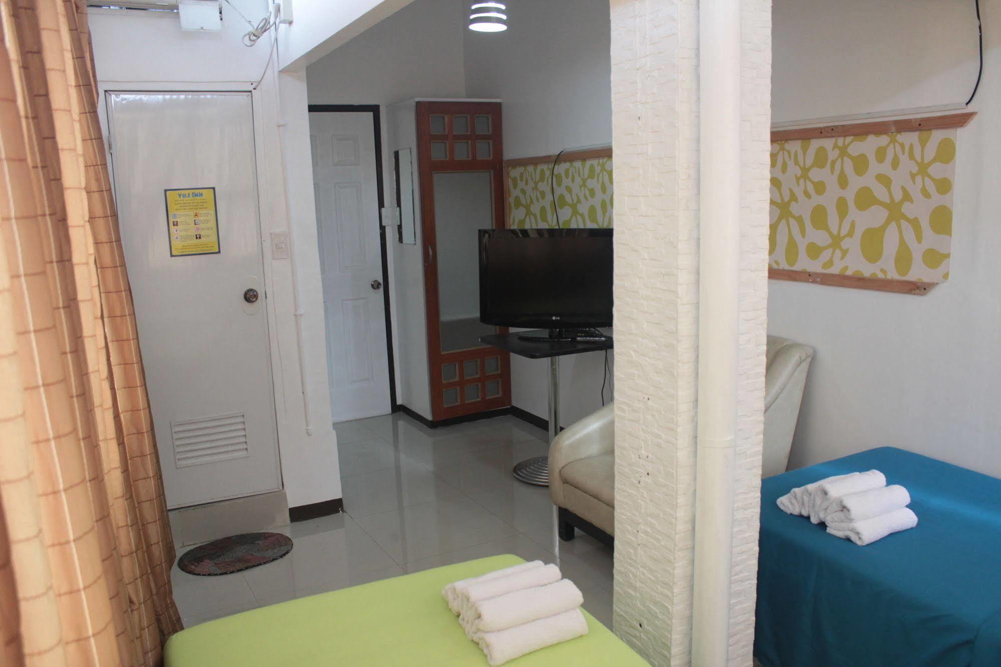 Yuj Inn - Quezon City Exteriör bild