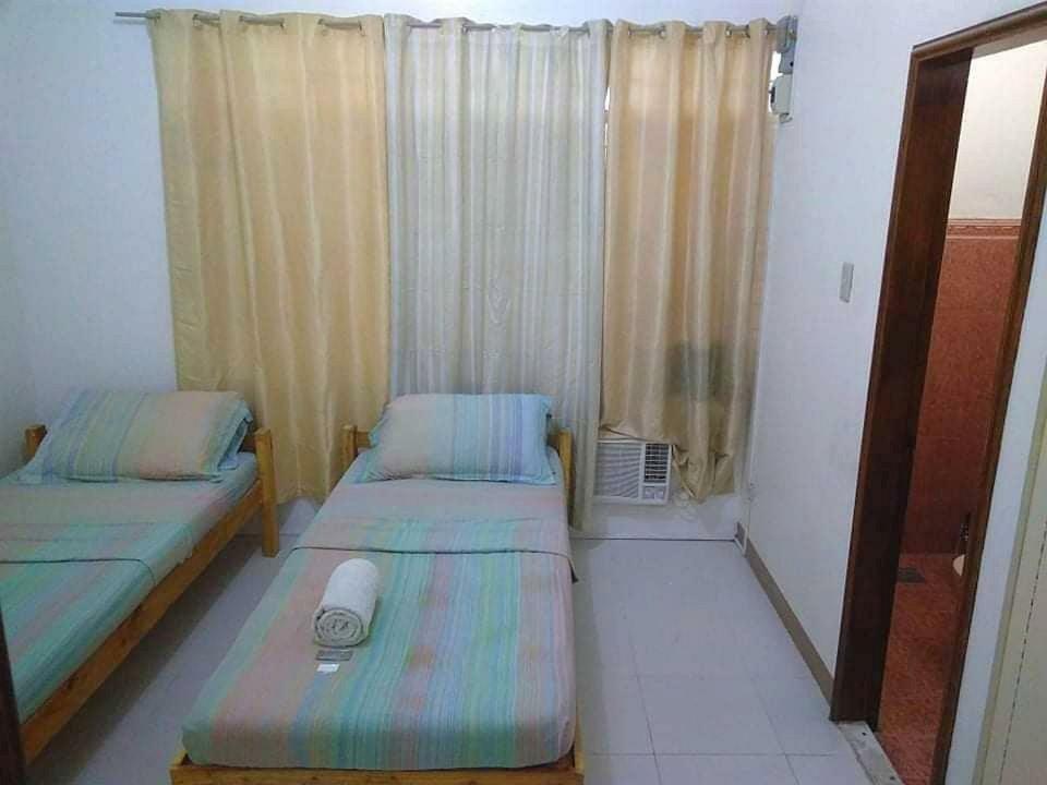 Yuj Inn - Quezon City Exteriör bild